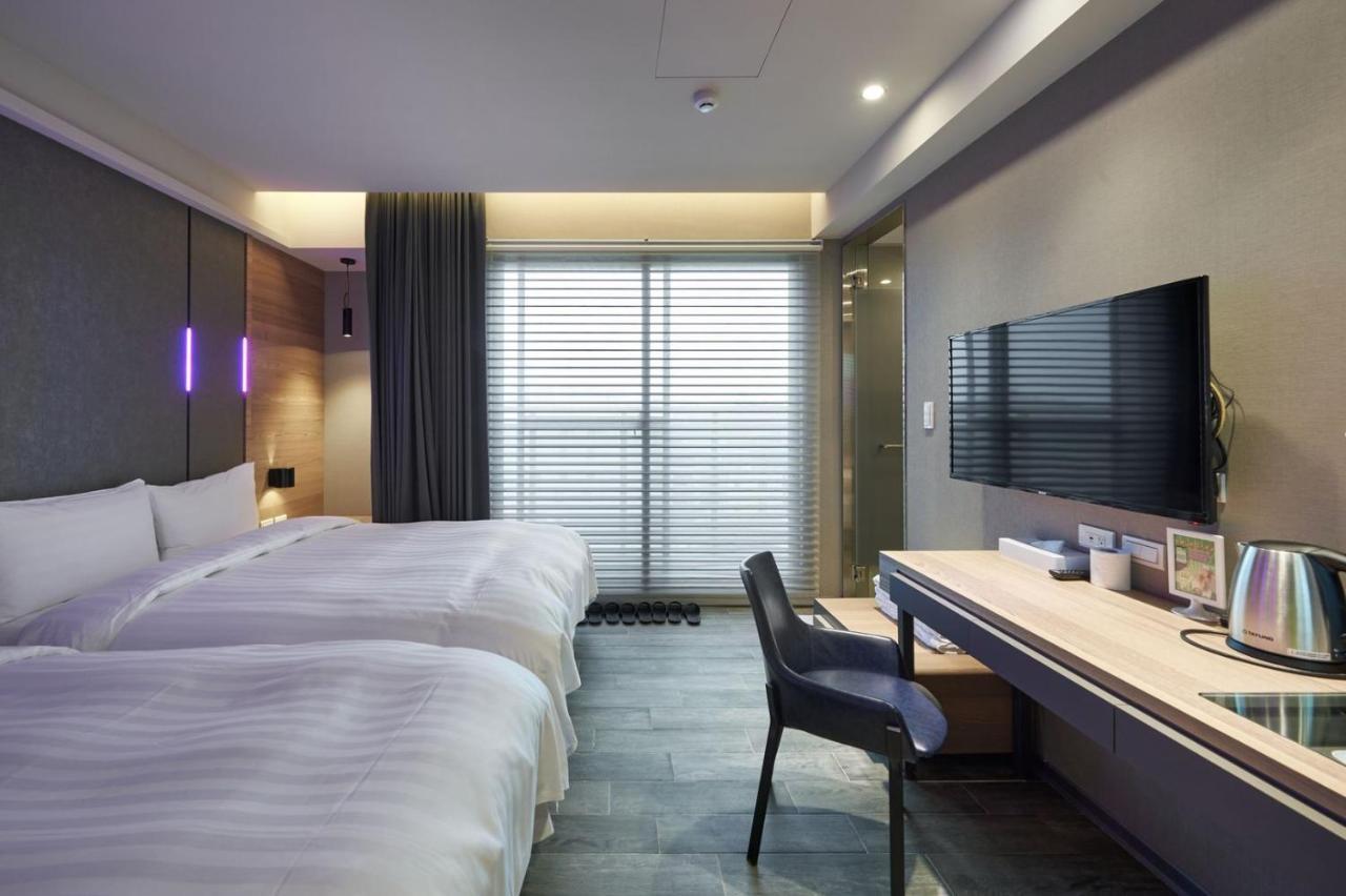 Kiwi Share Hotel Čung-li Exteriér fotografie