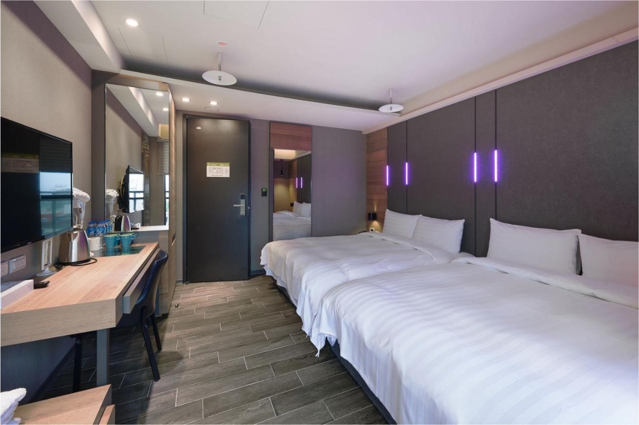 Kiwi Share Hotel Čung-li Exteriér fotografie