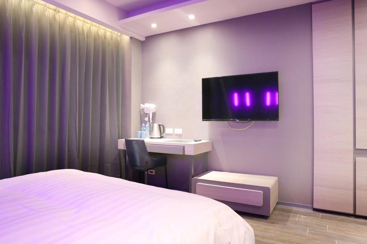 Kiwi Share Hotel Čung-li Exteriér fotografie