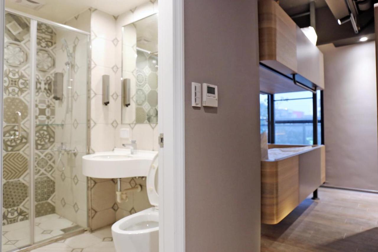 Kiwi Share Hotel Čung-li Exteriér fotografie