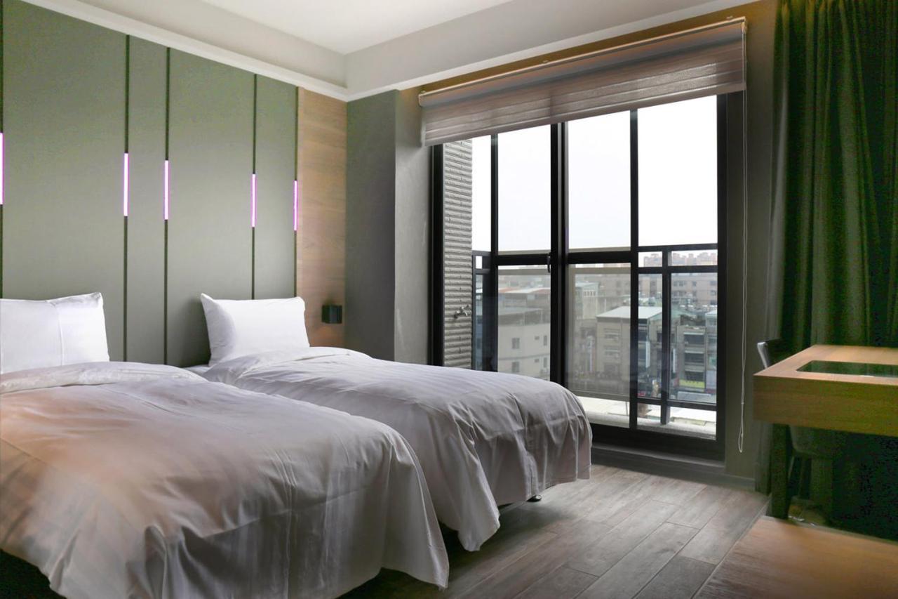 Kiwi Share Hotel Čung-li Exteriér fotografie