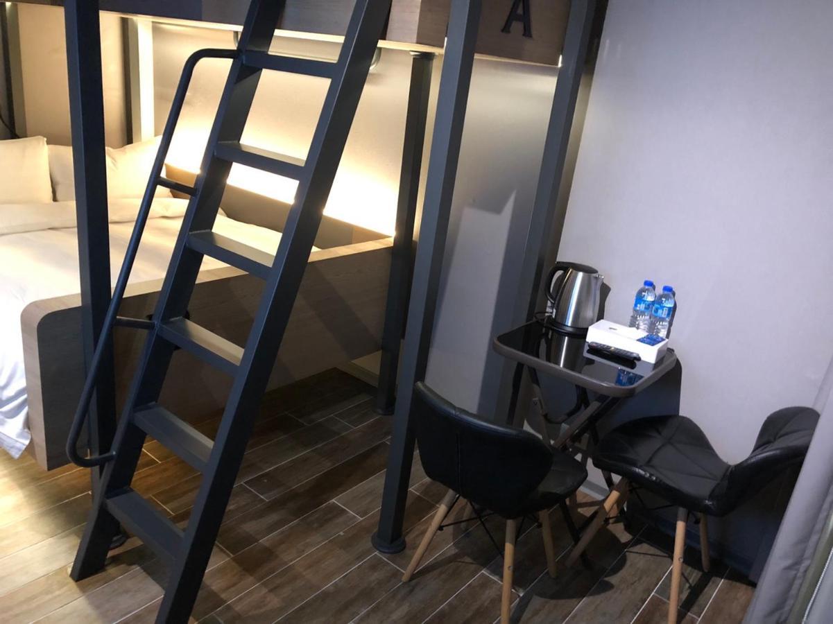 Kiwi Share Hotel Čung-li Exteriér fotografie